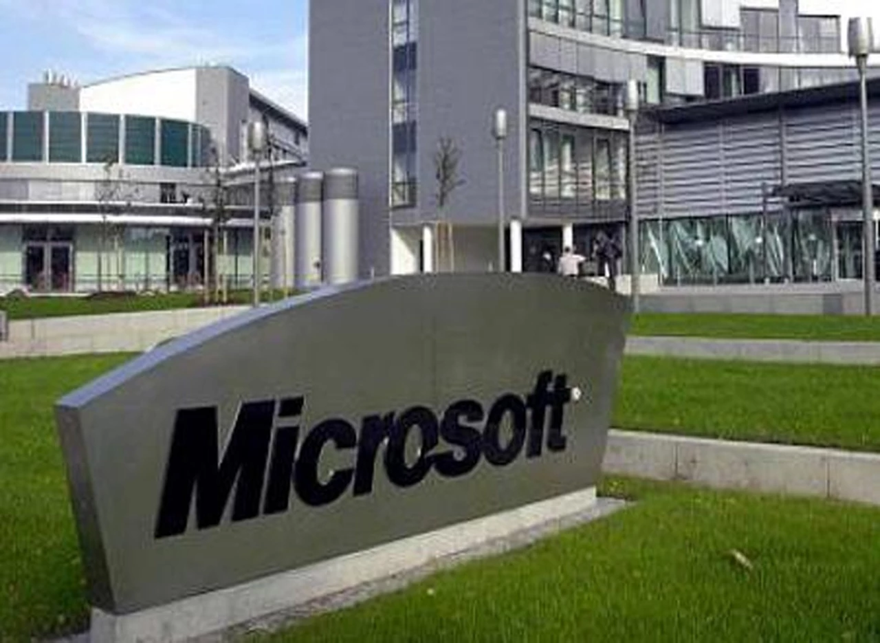 Microsoft avanza con fuertes recortes y despide a 2.100 empleados