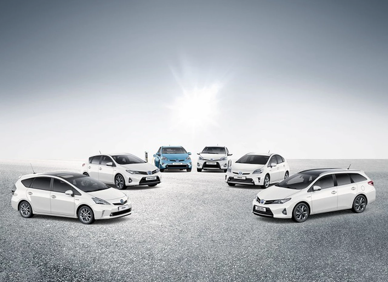 Catorce modelos de Toyota tendrán motores 30% más eficientes en 2015