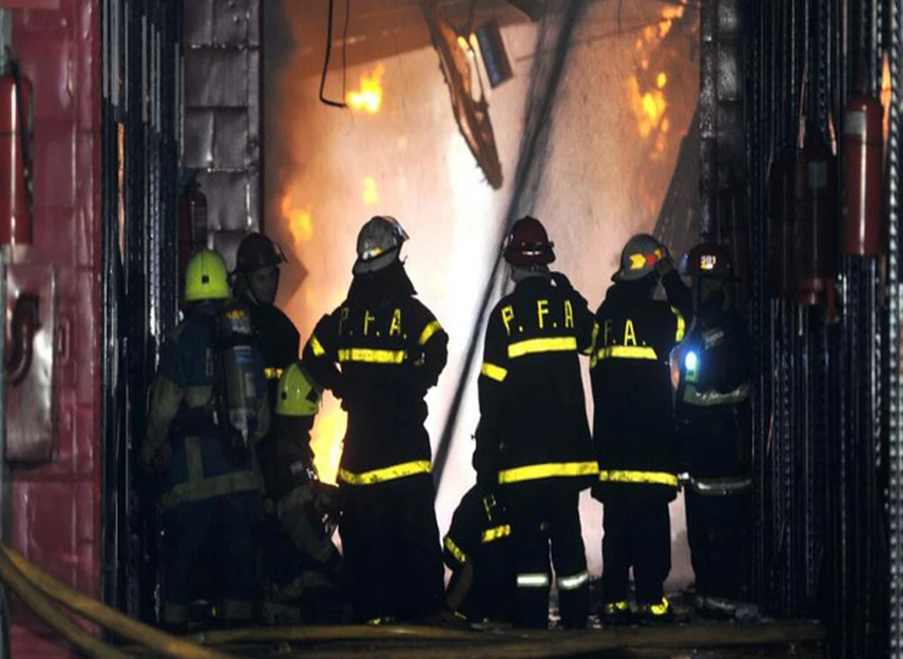 La Justicia investiga si falló el sistema de seguridad antiincendios en el edificio