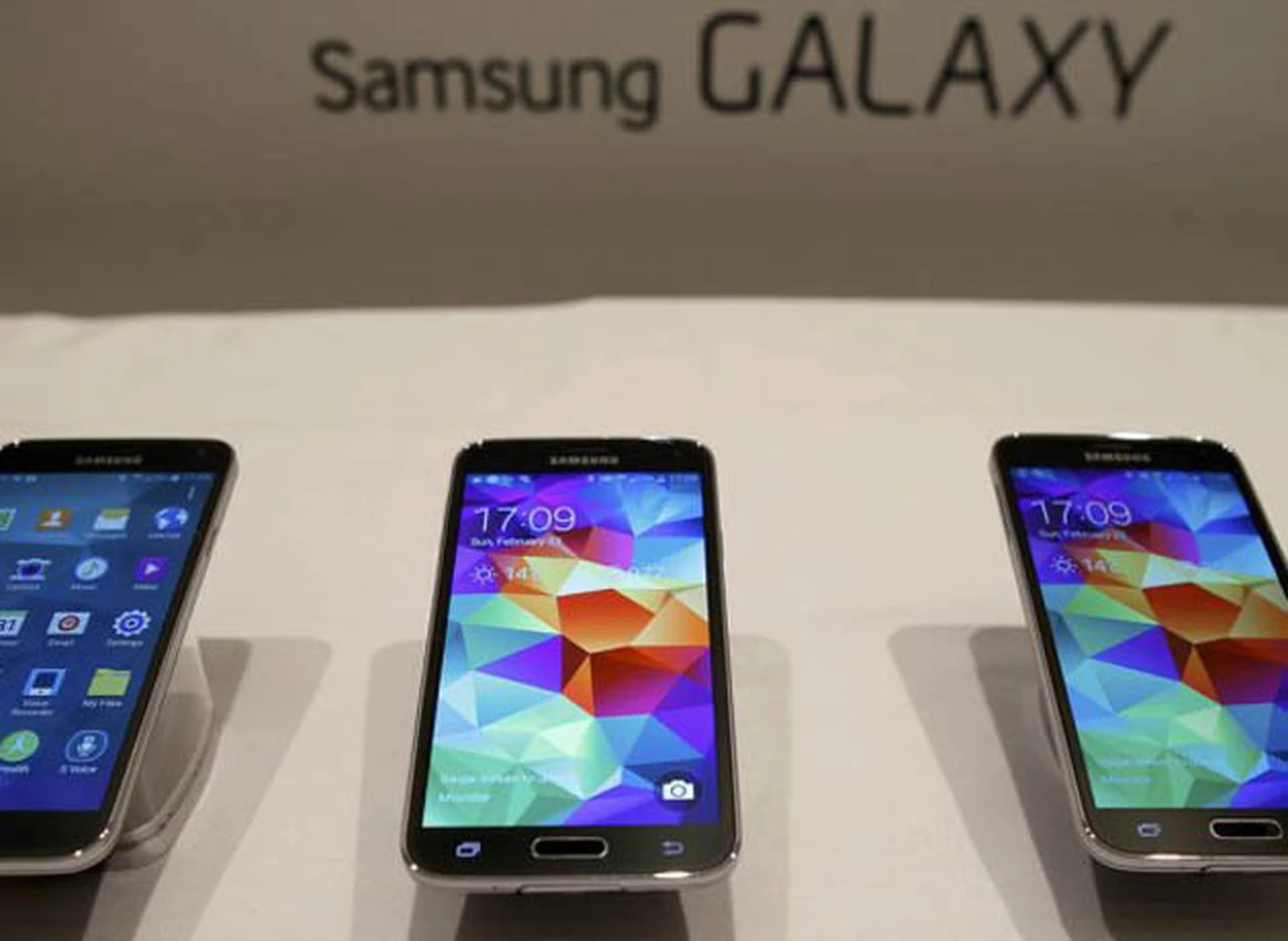 El beneficio de Samsung cae un 60% por los móviles
