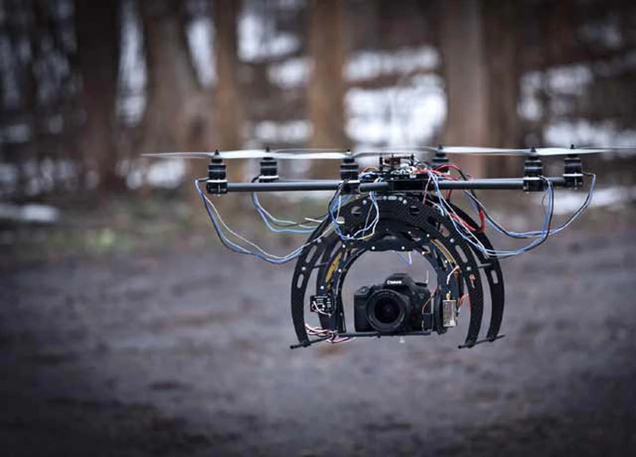 Facebook trabaja "con celeridad" en la construcción de drones