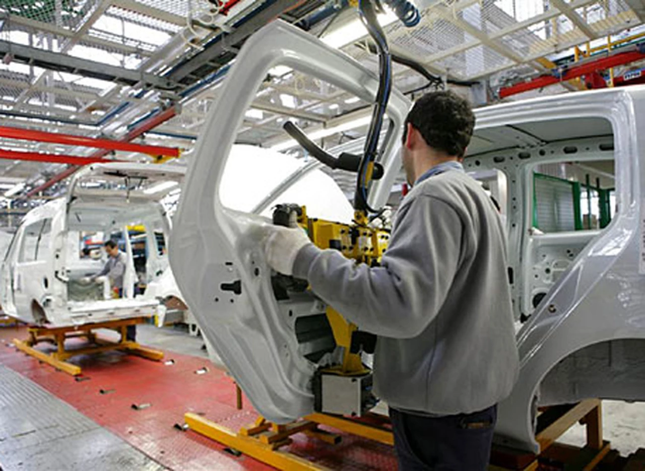La actividad industrial se derrumbó más de 5% en mayo, según la UIA