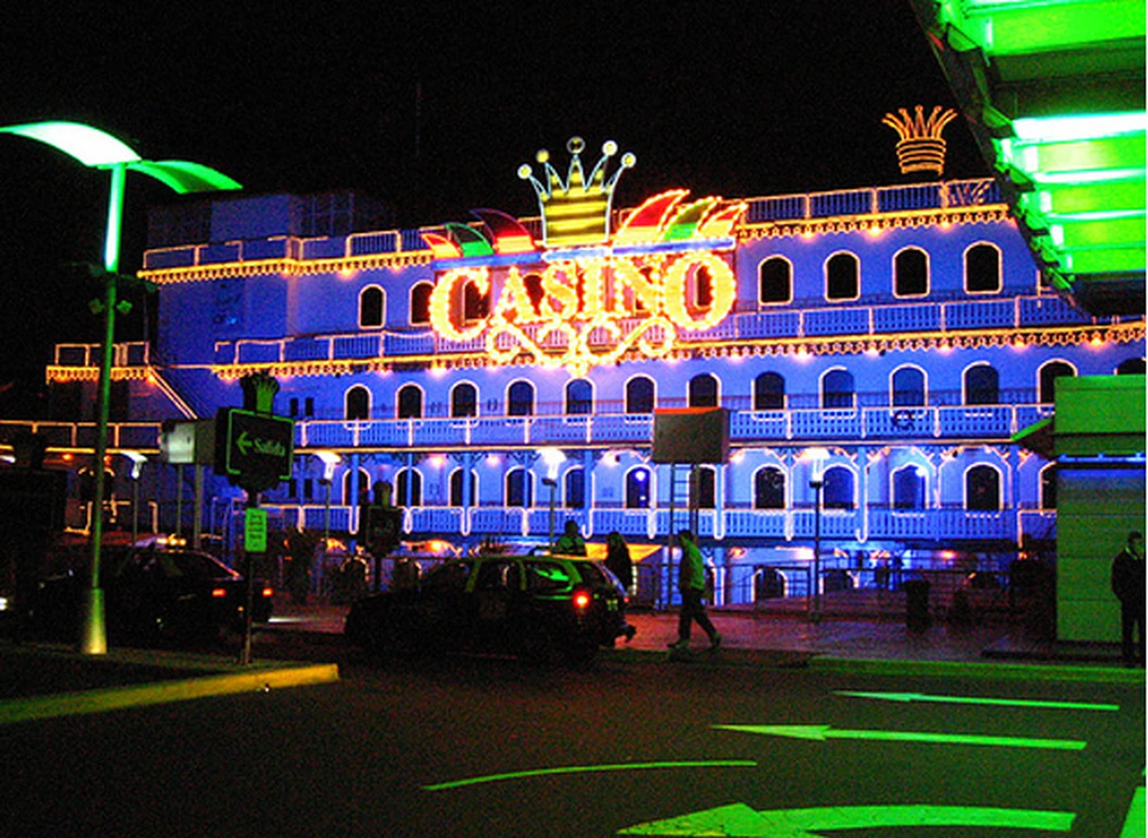 El Casino Flotante y el Hipódromo festejaron la decisión de la Justicia de investigar los tragamonedas
