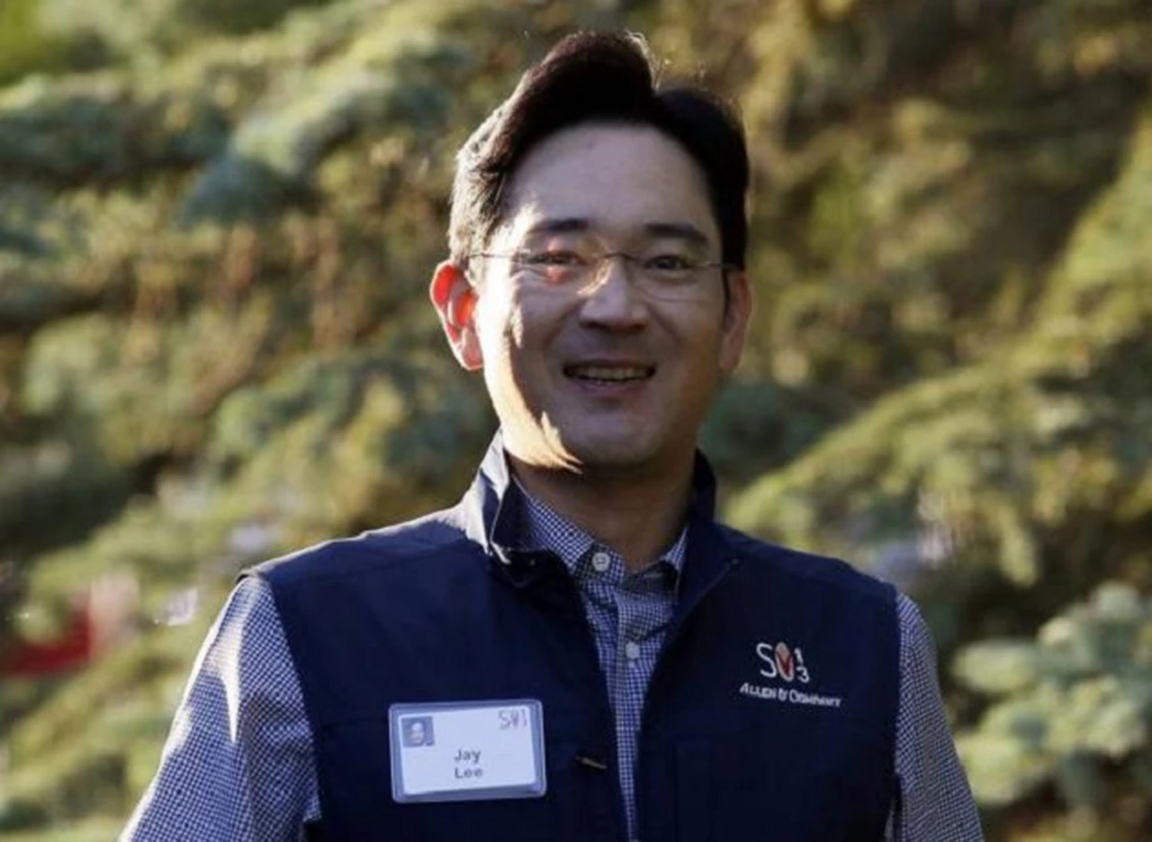 A los 45 años heredará un imperio: llegó la hora del "prí­ncipe" Jay Lee al frente de Samsung  