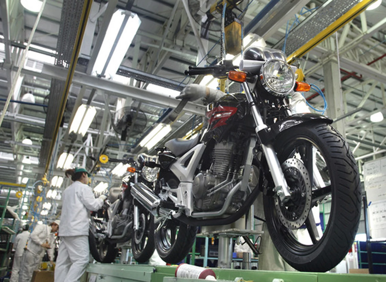 Las motos le dan otra alegrí­a a Cristina: el patentamiento subió en abril un 17%
