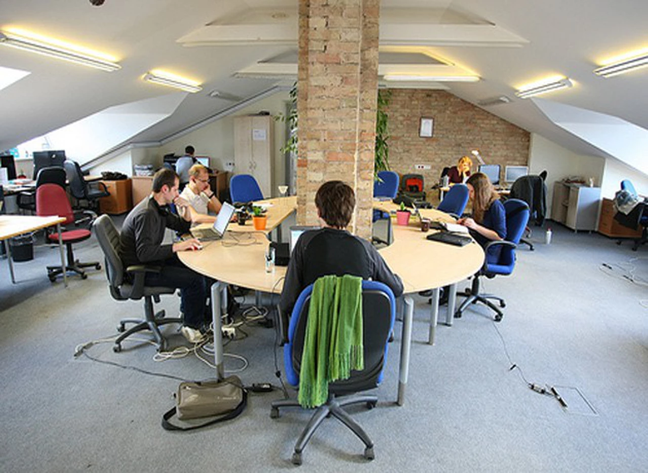 El auge del "coworking": ventajas e inconvenientes de compartir oficina  