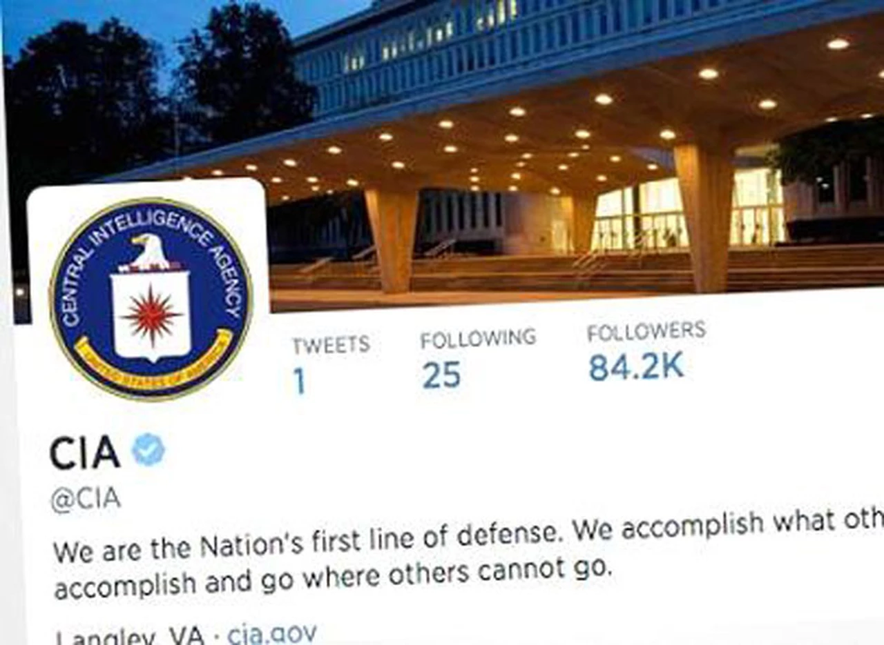 La CIA abre sus cuentas propias en Facebook y Twitter