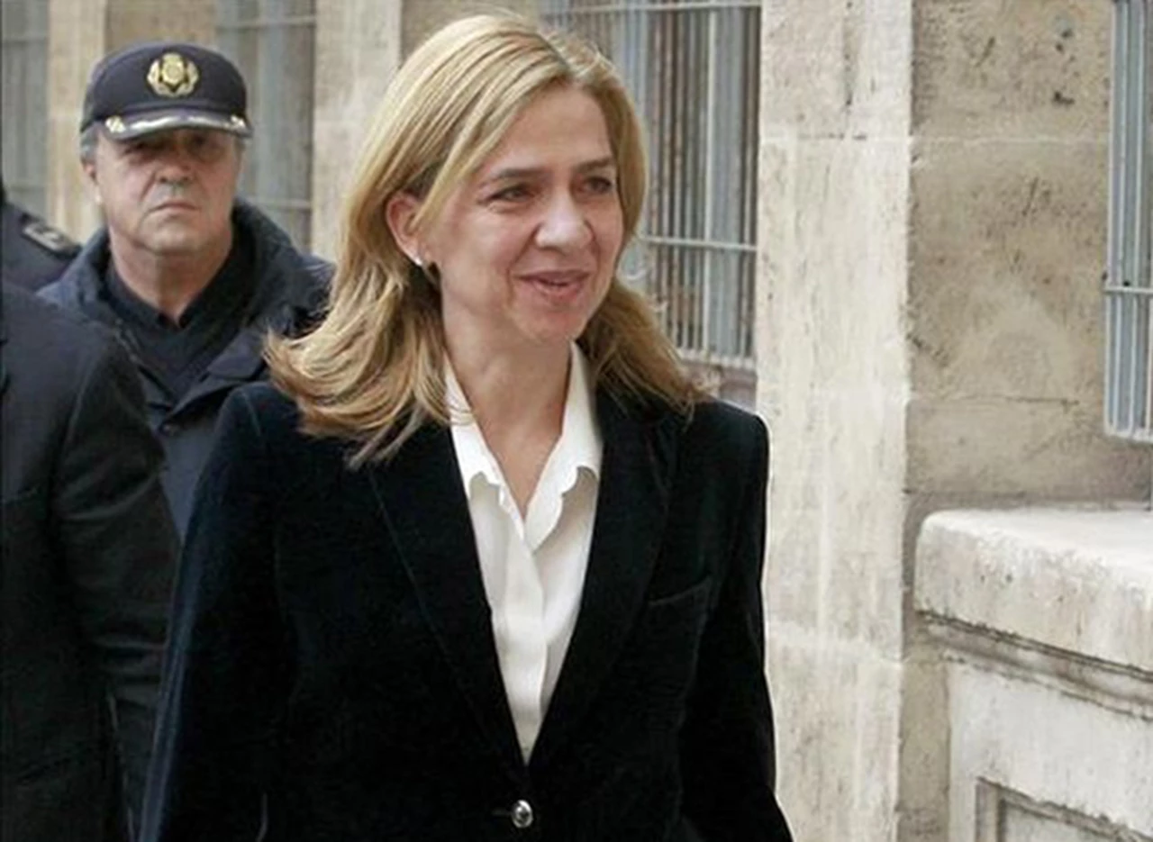 España: la infanta Cristina irá al banquillo, acusada de cooperar en un fraude de su marido