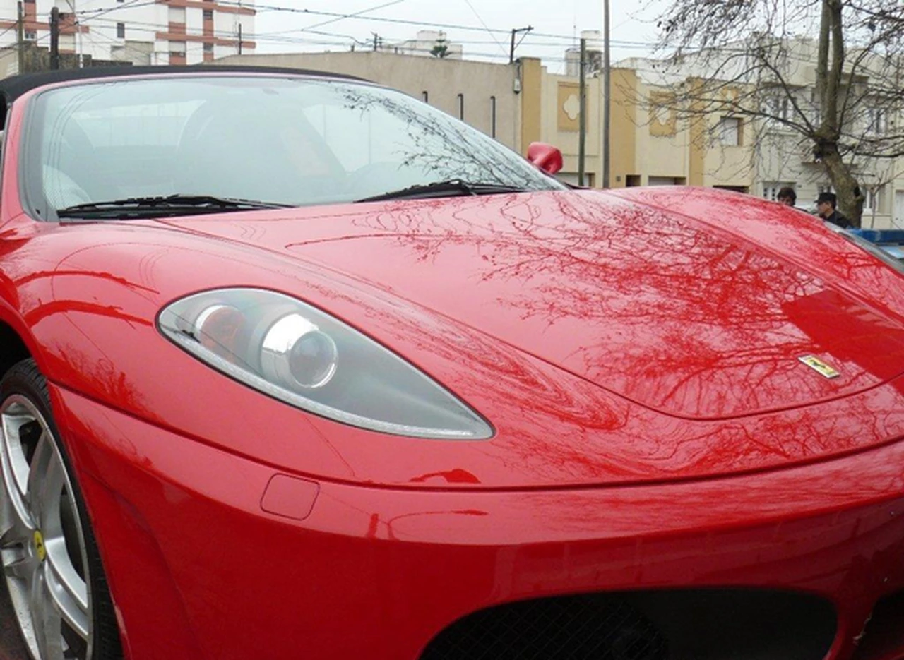 La AFIP secuestró una Ferrari que ingresó al paí­s en forma ilegal