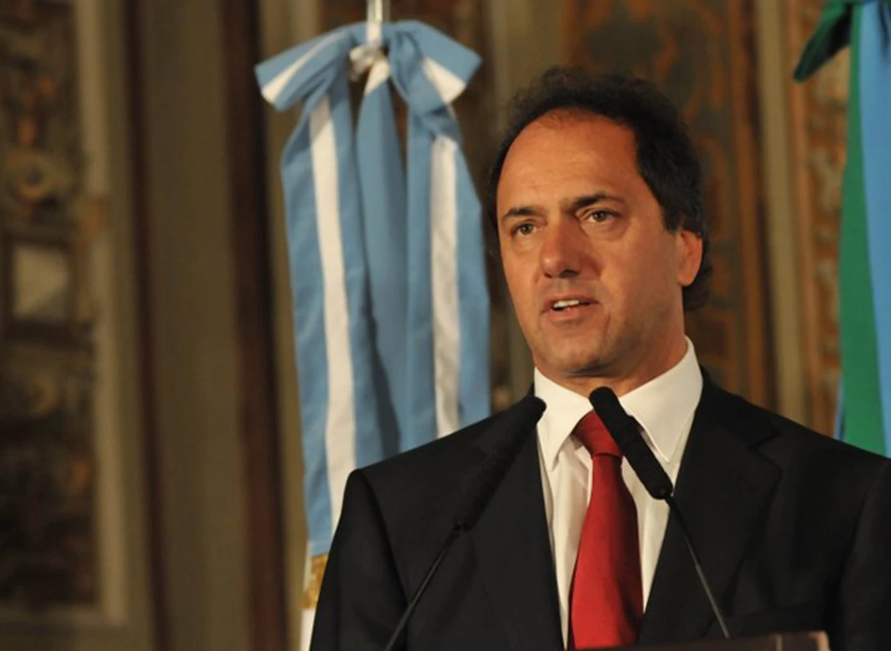 Scioli respaldó a Máximo Kirchner "por las acciones difamatorias en su contra"