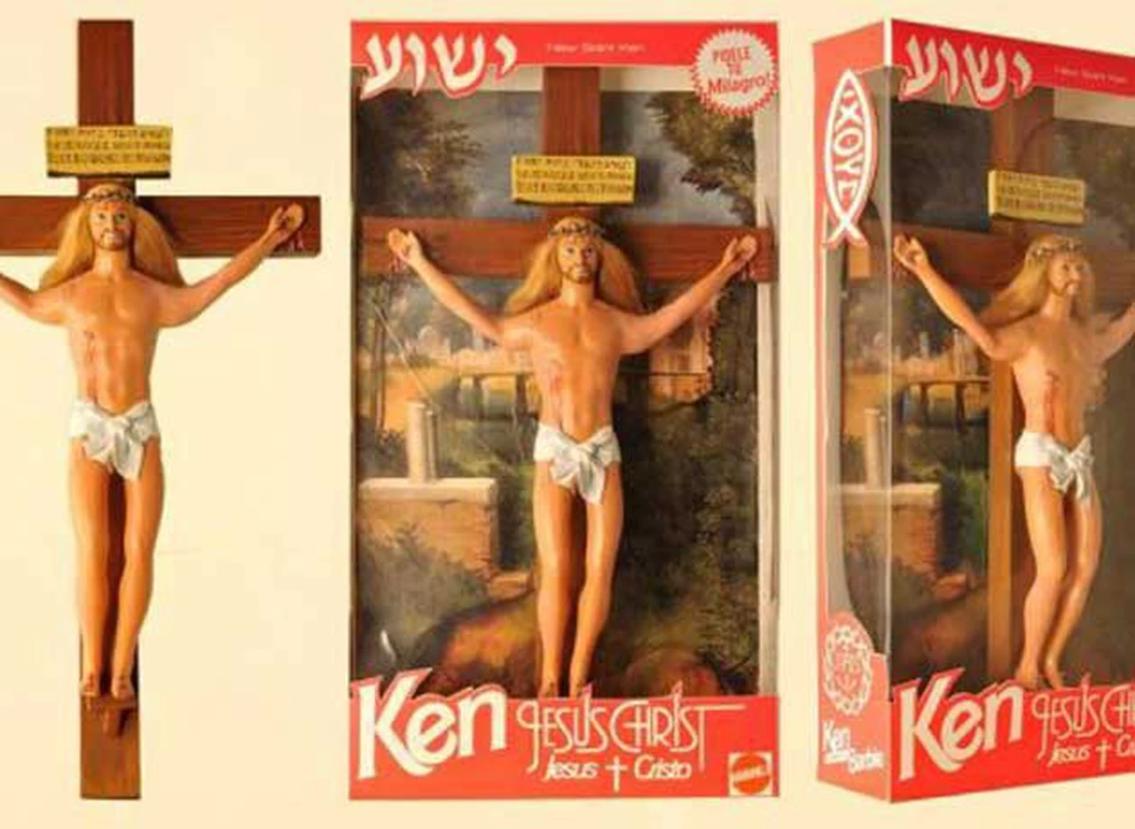 Artistas argentinos ponen a la venta muñecos de Barbie y Ken como figuras religiosas