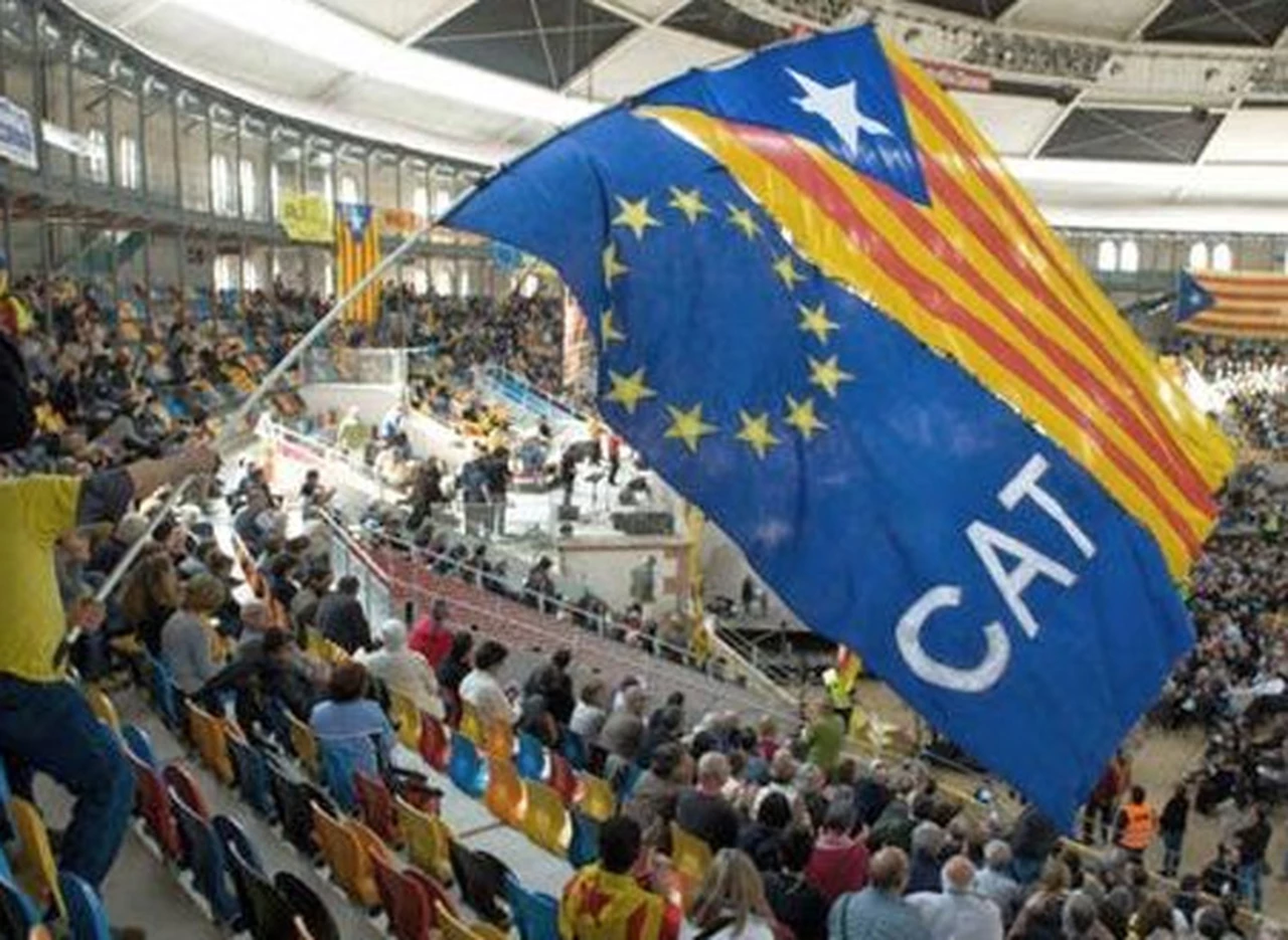 El Parlamento de Cataluña aprobó una ley para convocar el referéndum por su independencia