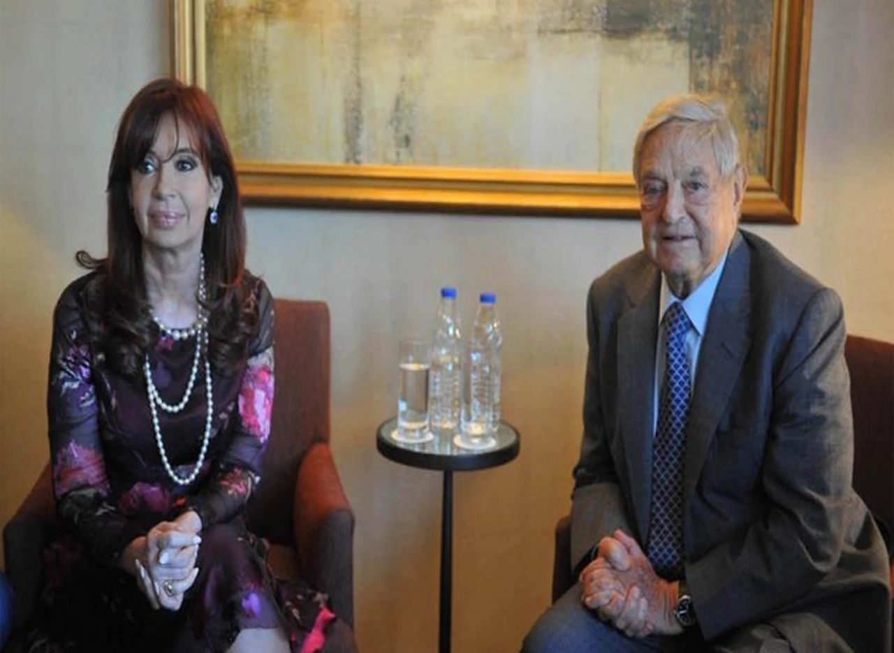 La Presidenta y Soros discutieron sobre "las perspectivas de la economí­a argentina"