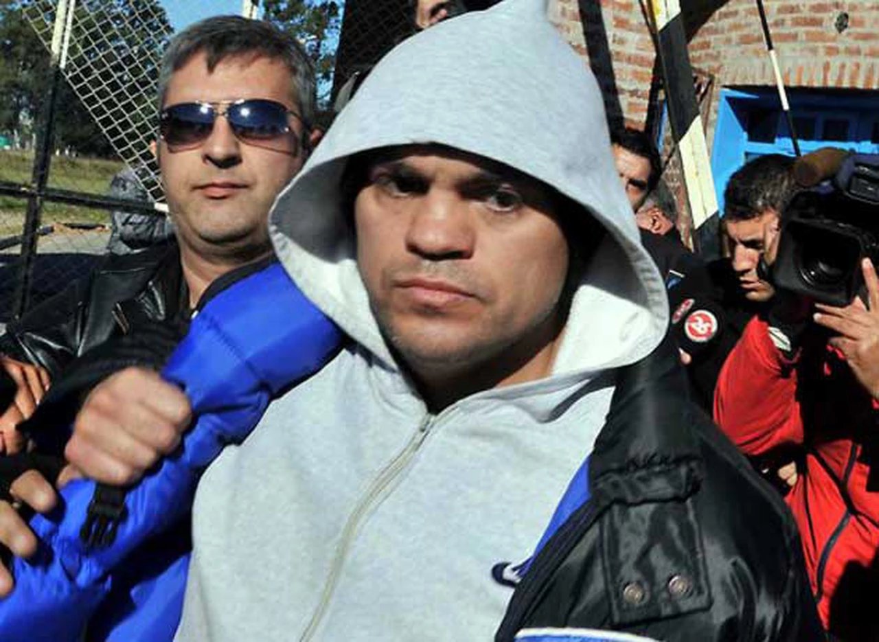 Detienen al boxeador "la Hiena" Barrios para que cumpla su condena 