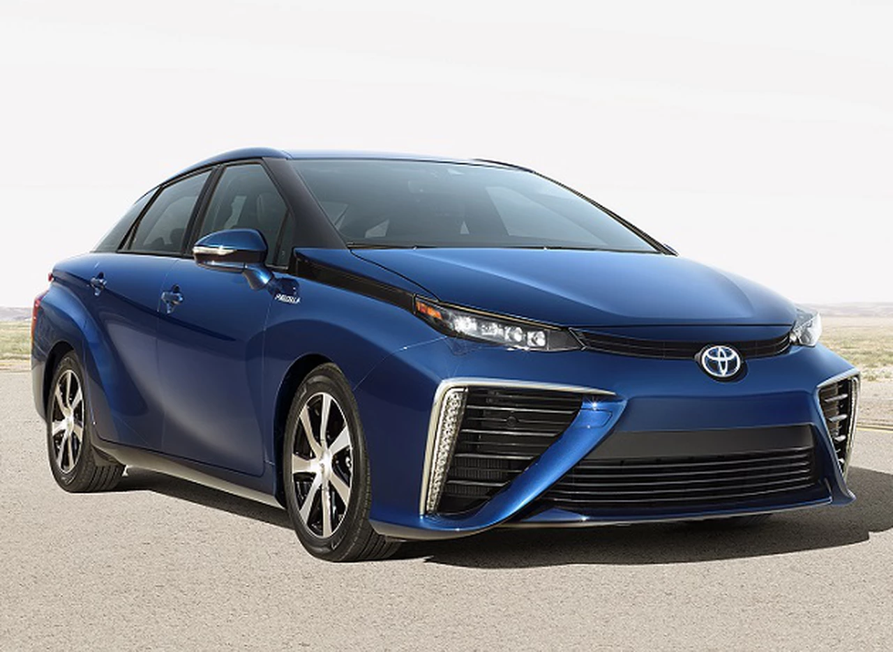 Toyota empieza a vender el Mirai, su primer auto impulsado a hidrógeno