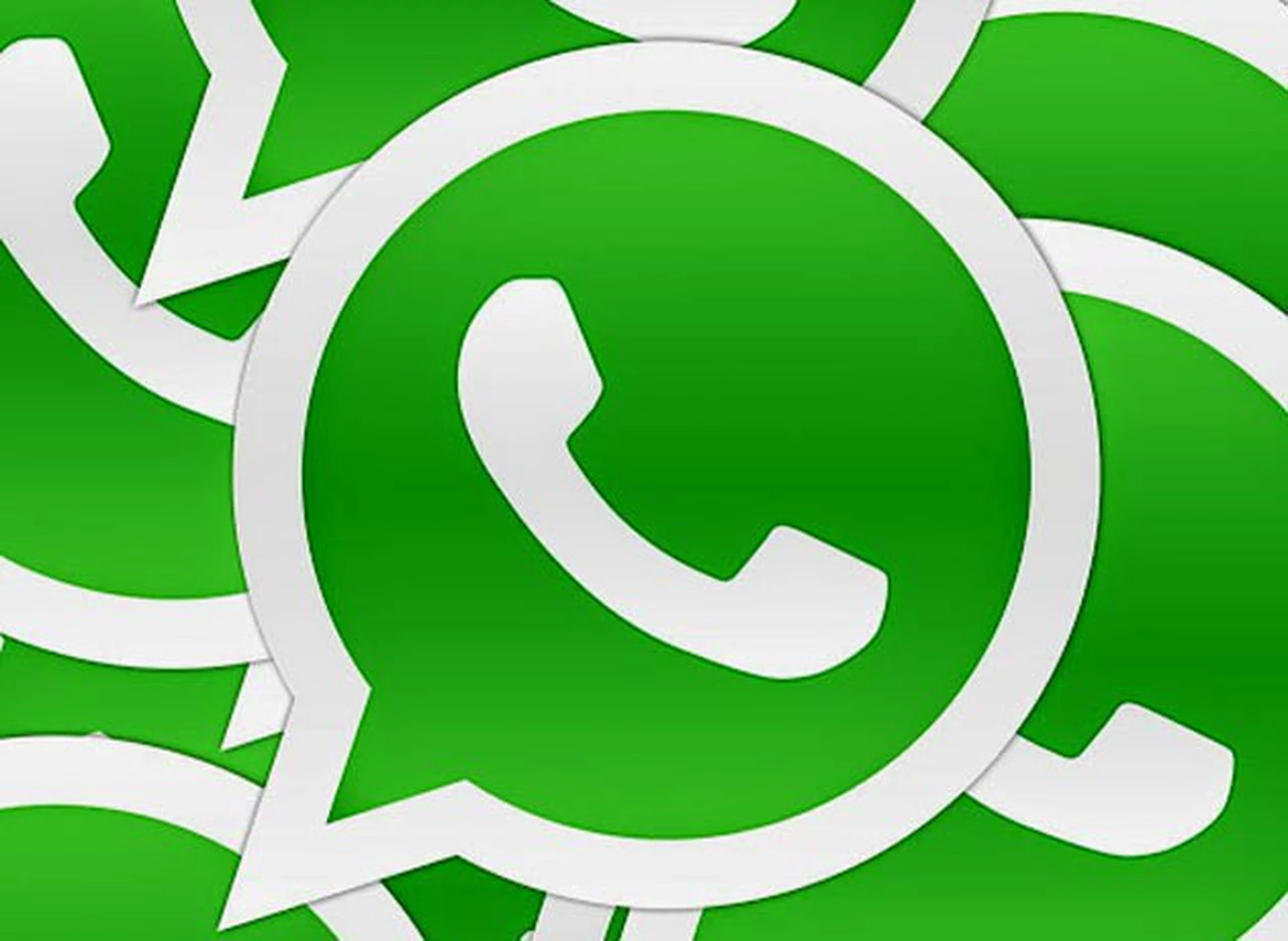 Alertan sobre mensajes engañosos por WhatsApp que pueden traer virus