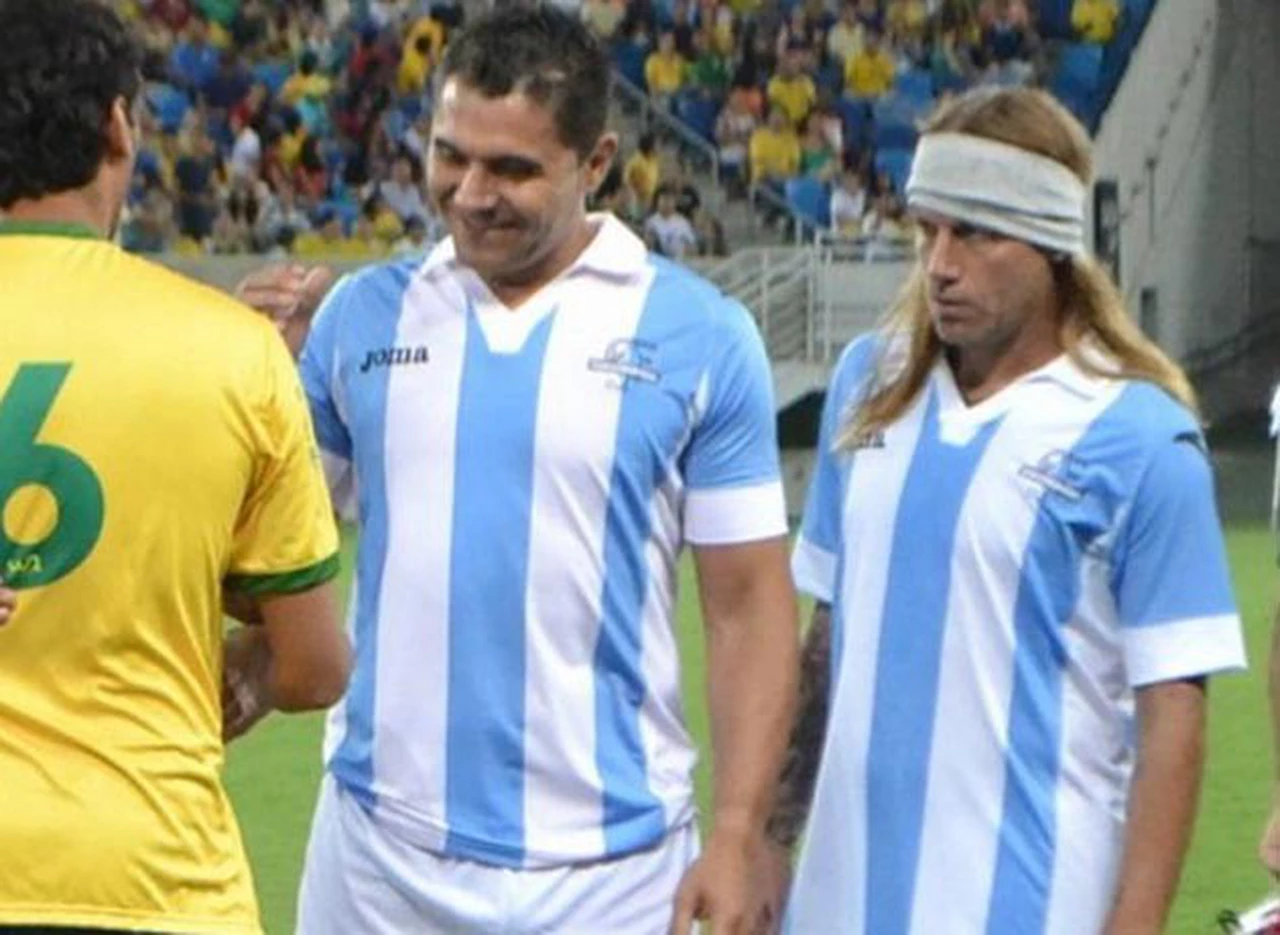 Insólito: un ex futbolista argentino se hizo pasar por Caniggia en un amistoso ante Brasil