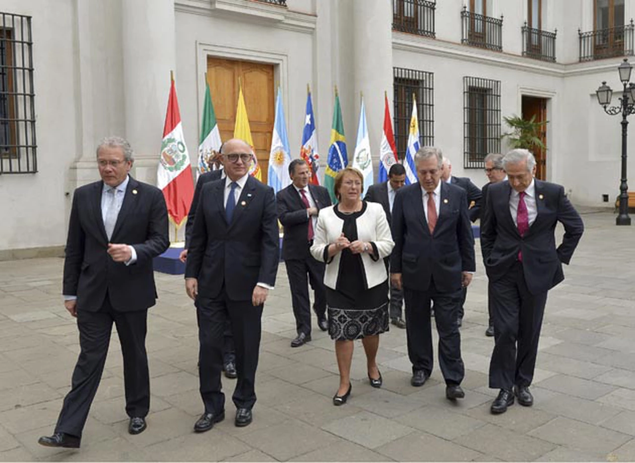 El Mercosur y la Alianza del Pací­fico descartaron el plano comercial y avanzaron en una "agenda corta"