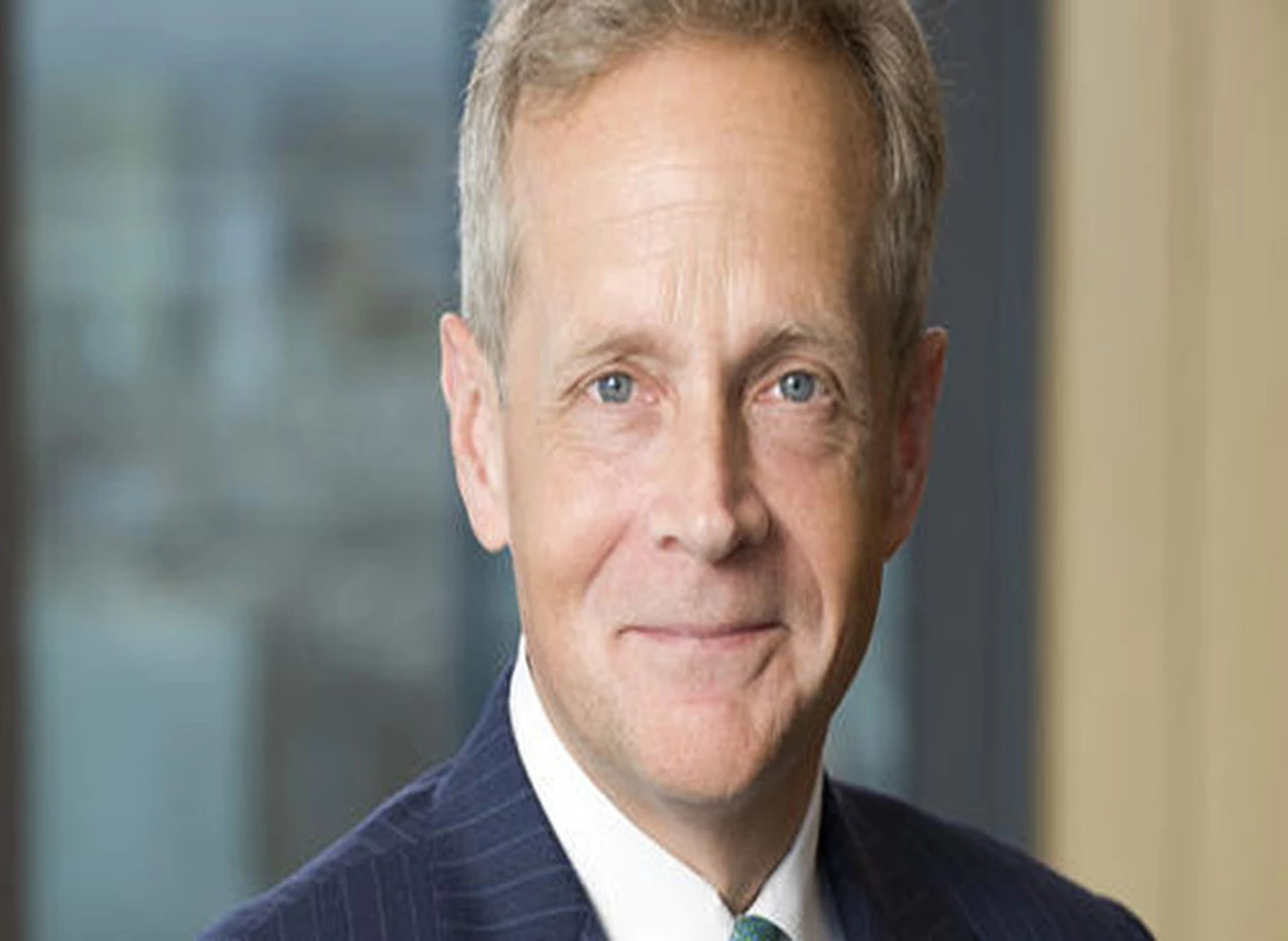 Kraft Foods nombra a John Cahill nuevo CEO