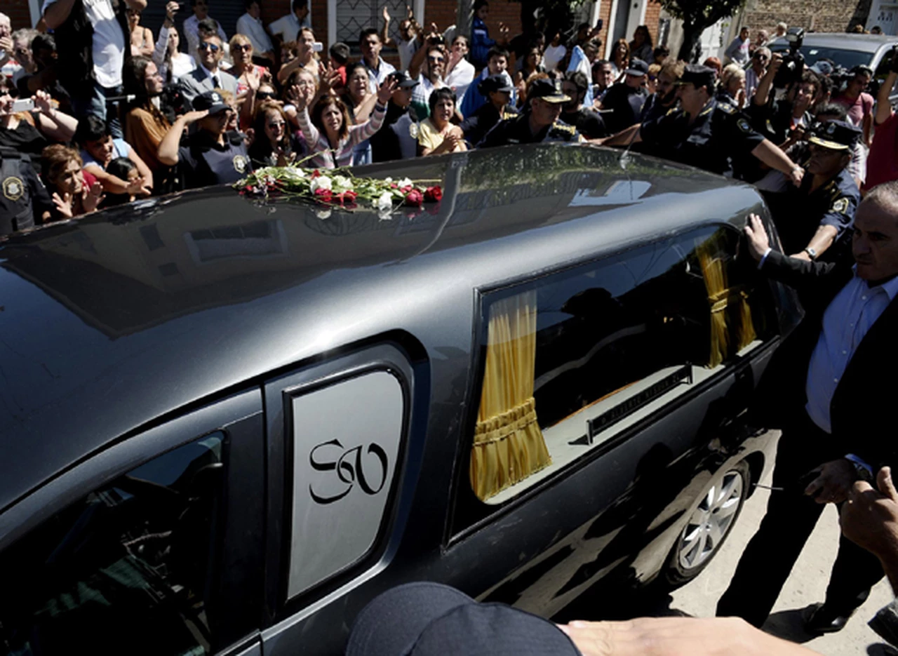 Arroyo Salgado en el entierro de Nisman: "El no fue el hacedor de su final"