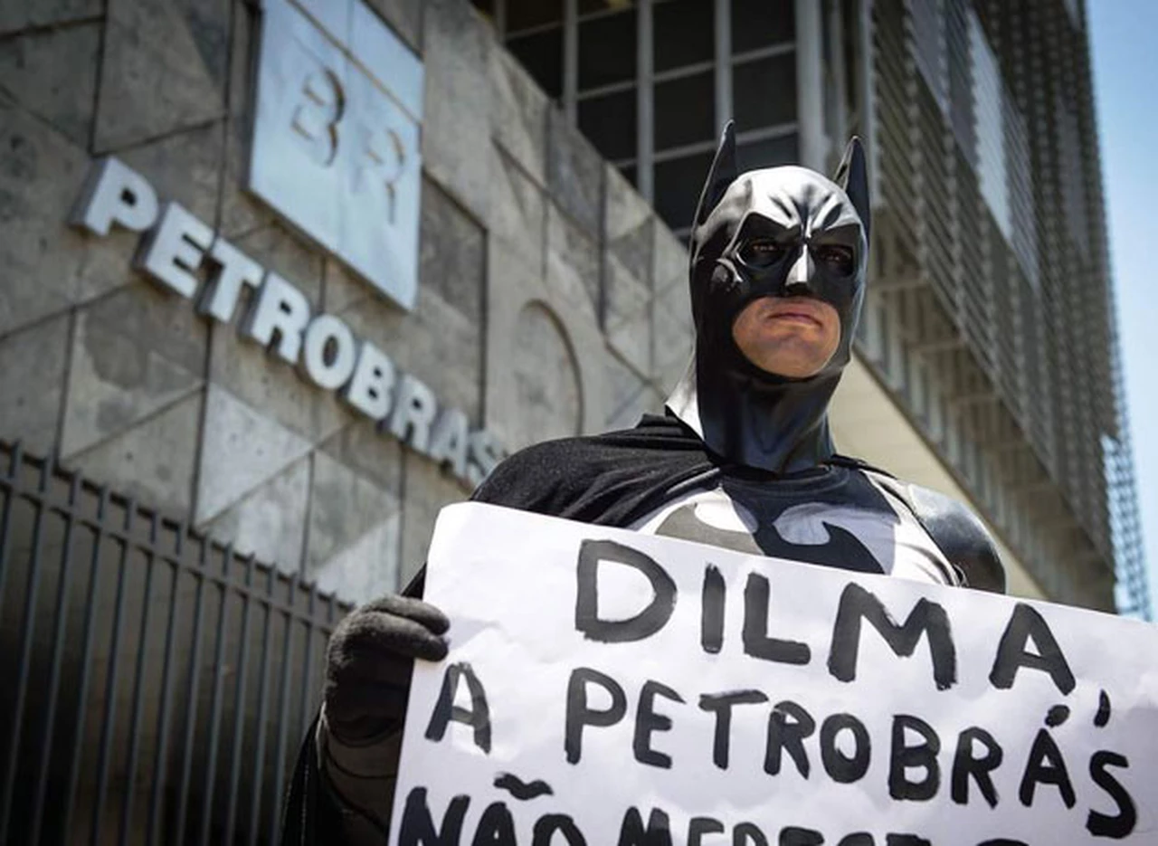 Por el escándalo en Petrobras ahora peligra el ajuste fiscal de Dilma