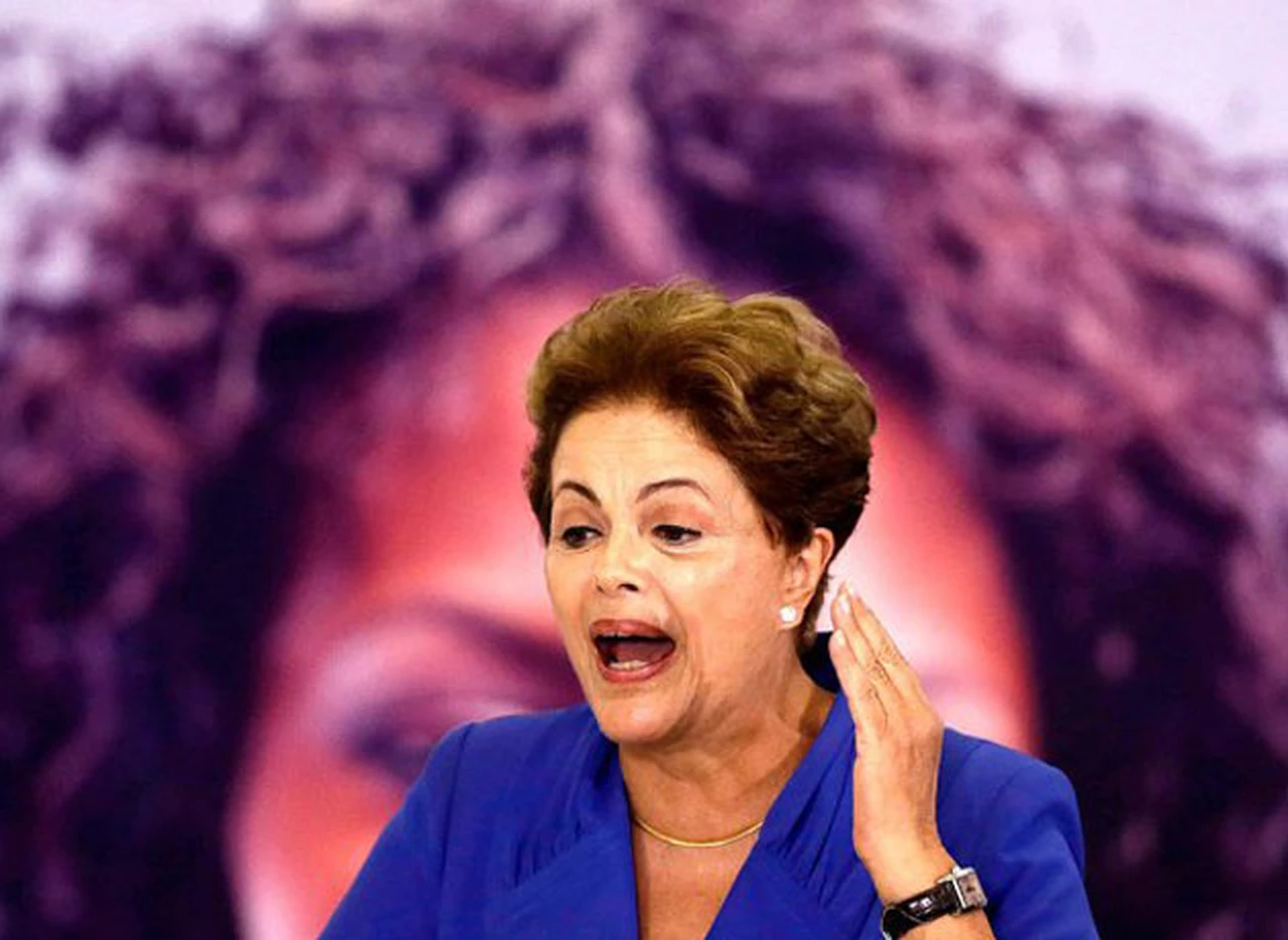 Brasil: Dilma negó una crisis y pronosticó que la economí­a saldrá de la recesión sobre fin de año