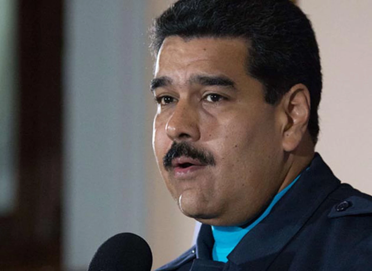 Maduro anuncia un "ejercicio militar defensivo" tras las sanciones de Estados Unidos