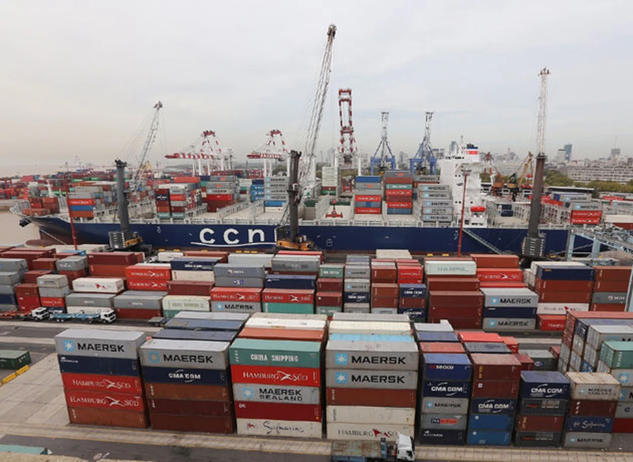 Logí­stica: la naviera chilena CCNI bautizó a su buque de mayor capacidad en el Puerto de Buenos Aires