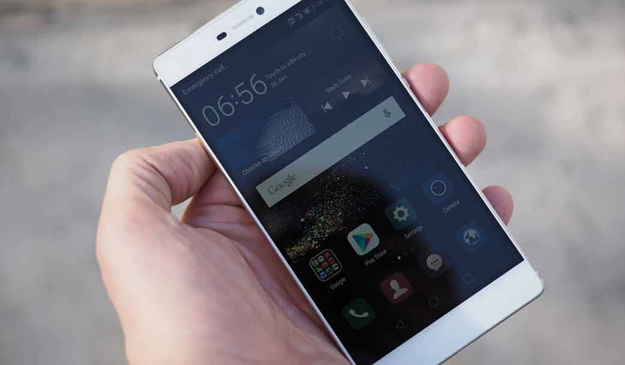 Newsan producirá "smartphones" con 4G de la empresa china Huawei en Tierra del Fuego
