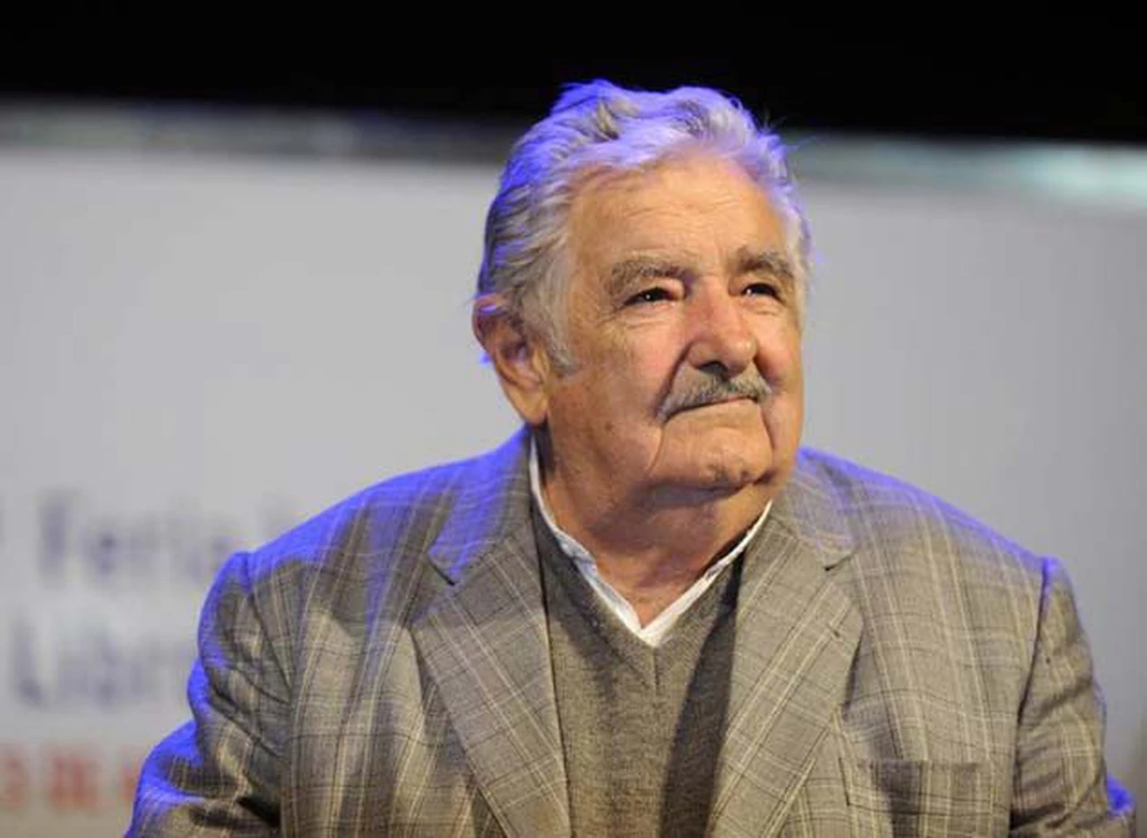 Mujica bajó el tono: "Algunas veces choqué con Cristina, pero le tengo respeto y admiración