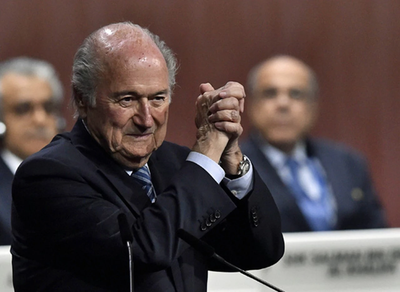 Joseph Blatter sobrevivió al escándalo de corrupción de la FIFA y logró ser reelecto presidente