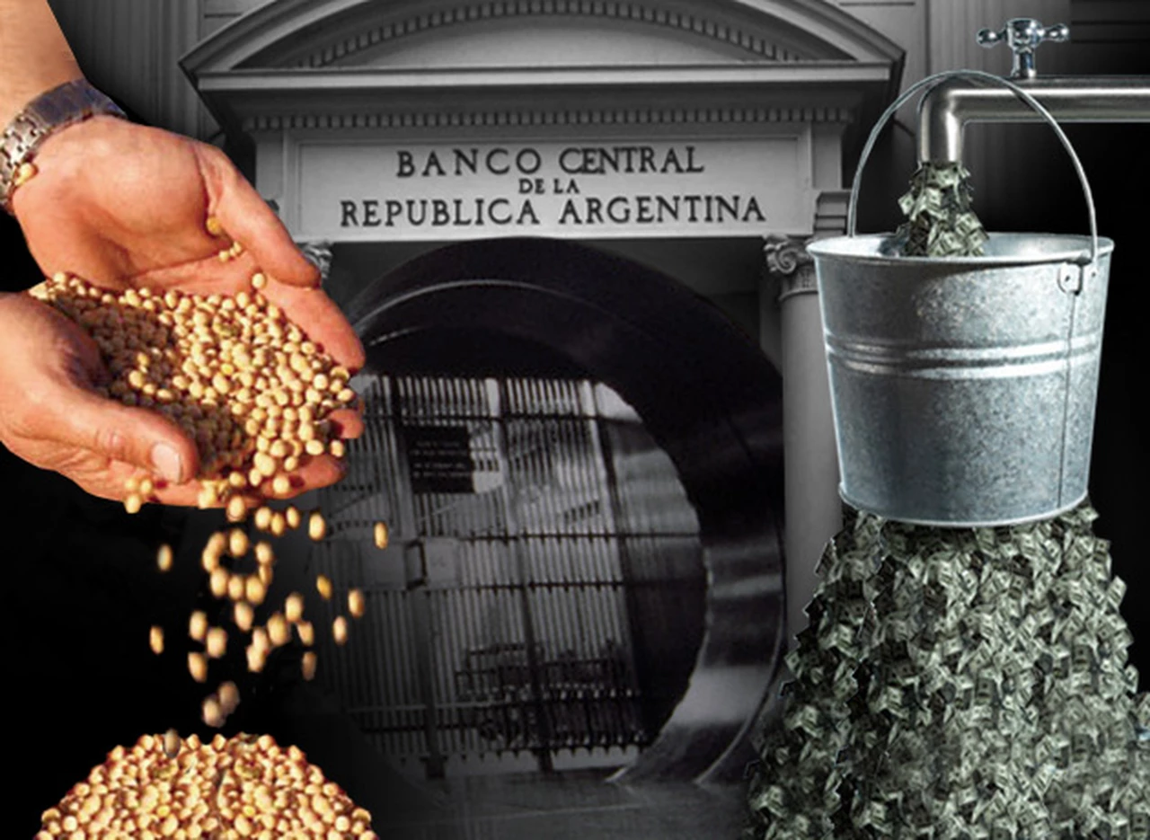 El plan de Macri para el dólar: "tirar" y mostrar poder de fuego hasta que liquiden sojeros en marzo
