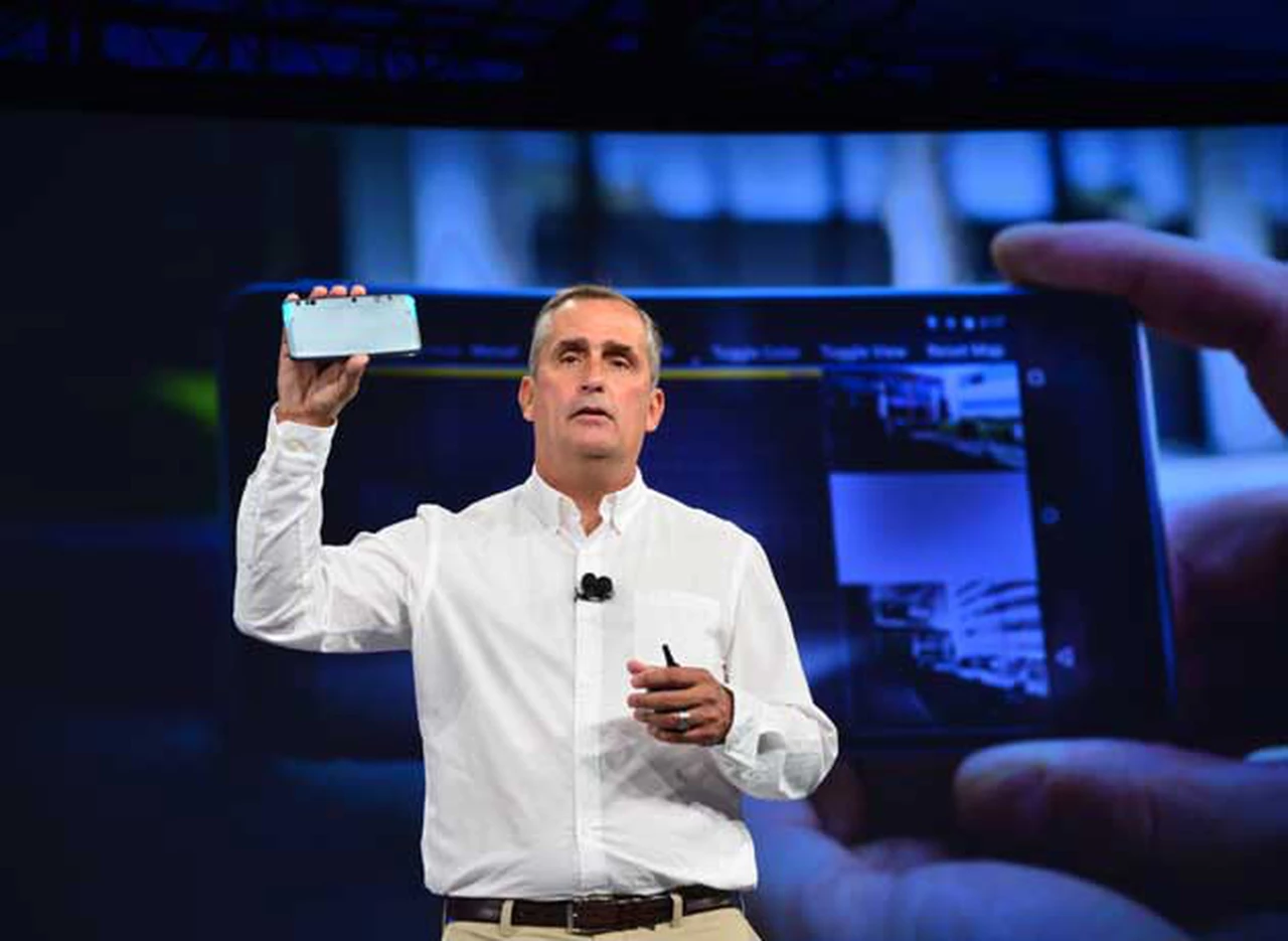 Renunció el CEO de Intel por mantener una relación personal con empleada