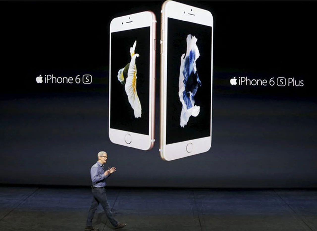 Acusan a Apple de reducir a la mitad la velocidad de los smartphones iPhone con baterí­as degradadas