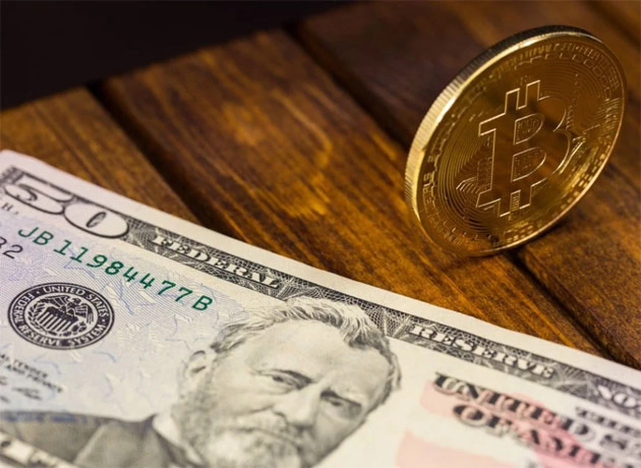 Bitcoin alcanzó su máxima cotización y un circulante equivalente a u$s14.000 M