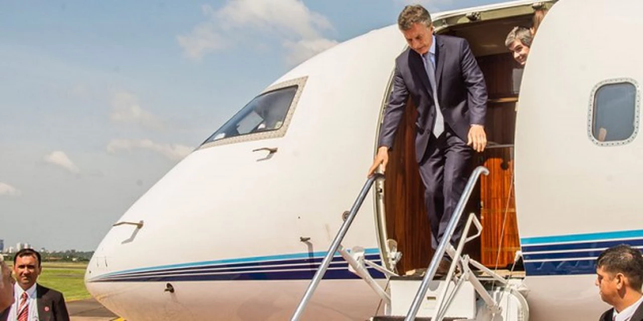 Denuncian a Mauricio Macri por fraude en la compra de aviones para renovar el Tango 01