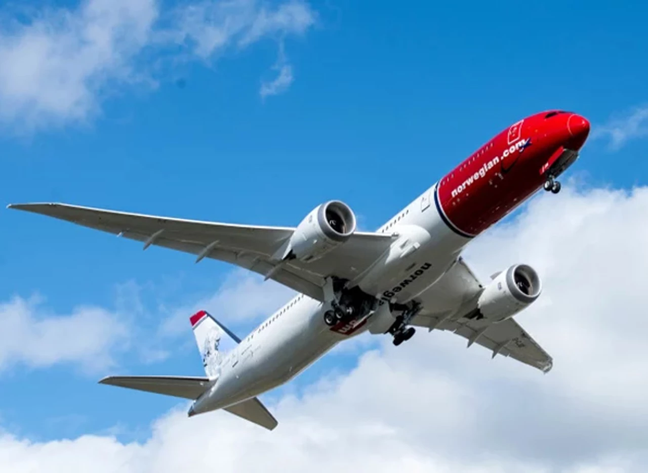 El Gobierno otorgó a Norwegian autorización para operar 153 vuelos