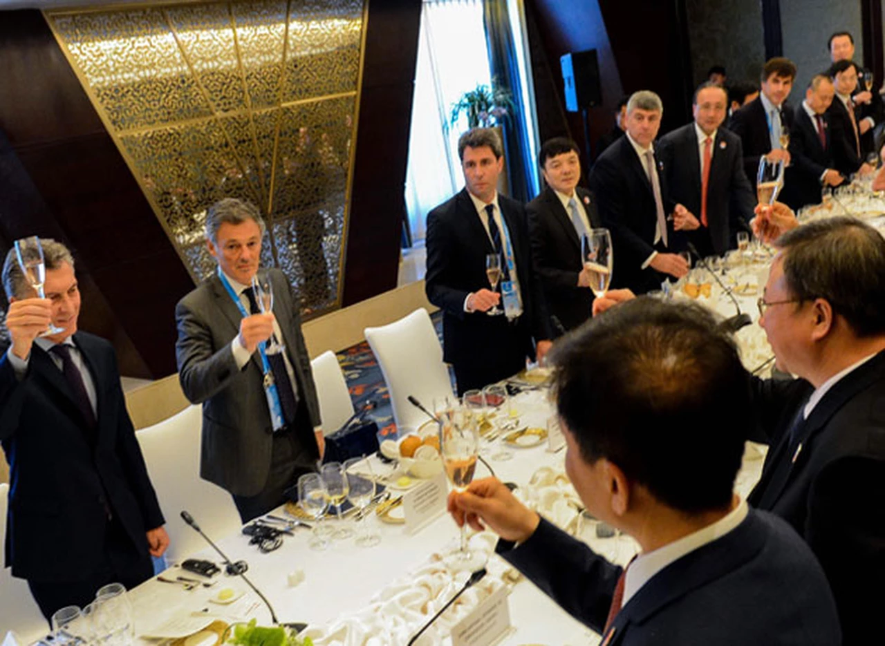 En plena gira de Macri por Asia, Alibaba comenzó a promocionar vinos argentinos en el mercado chino 
