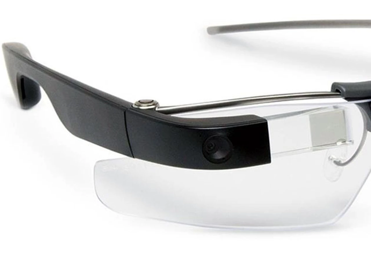 Google presenta un nuevo modelo de sus gafas Glass de realidad aumentada