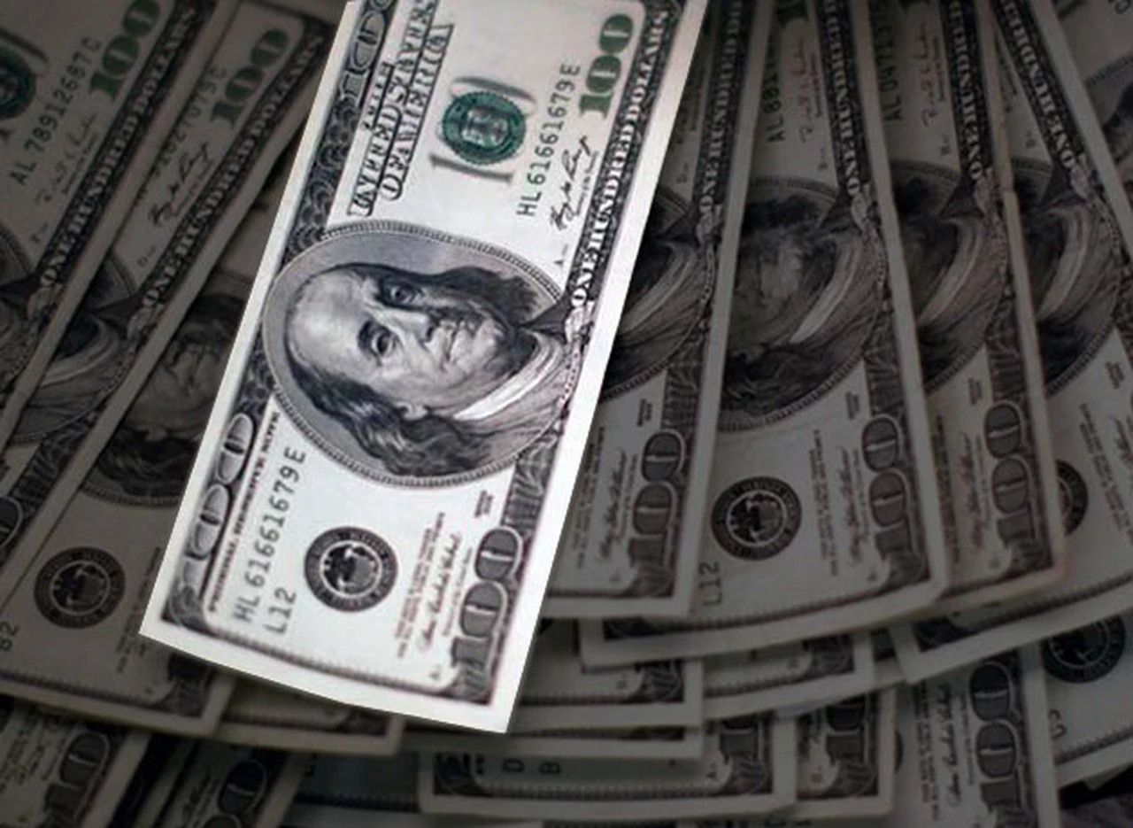Dólar minorista opera con una baja de tres centavos y se vende a $20,48