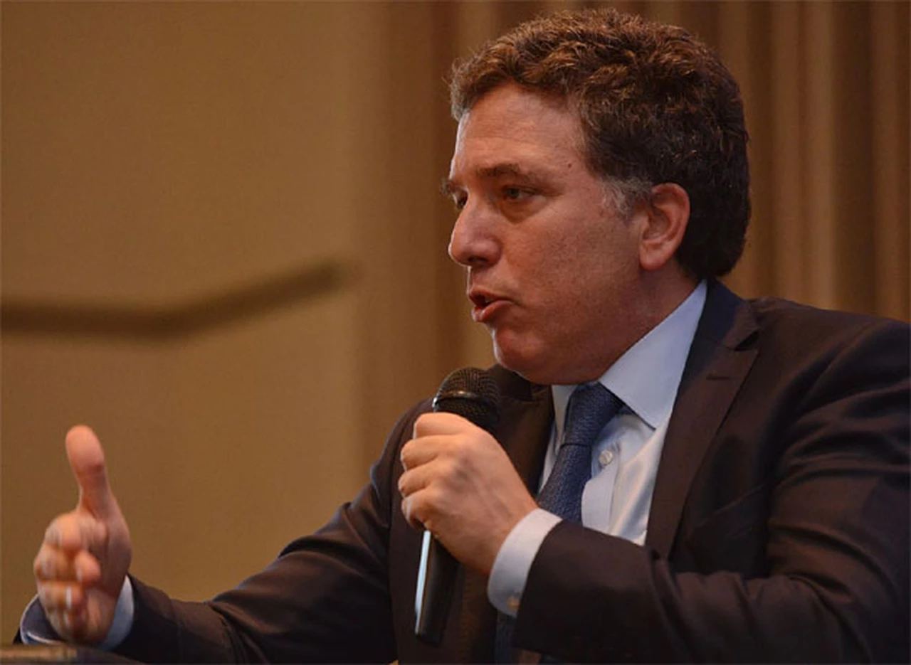 Nicolás Dujovne presentará este miércoles el proyecto de reforma tributaria 