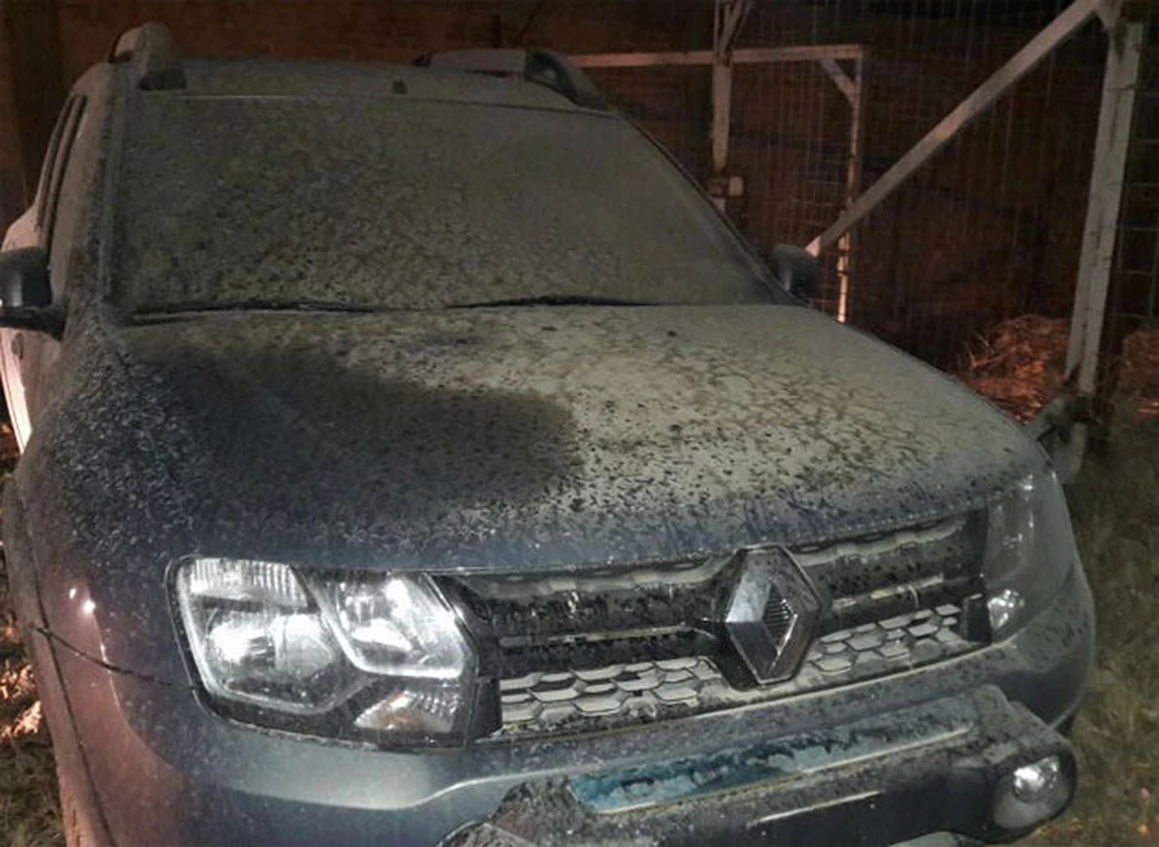Supuestos activistas mapuches incendiaron autos de una contratista de YPF