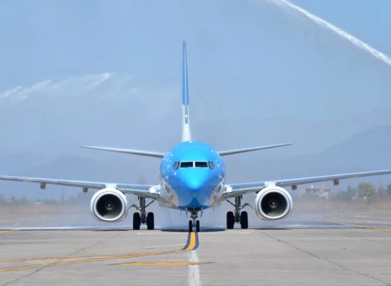 Aerolí­neas Argentinas incorporó un nuevo Boeing 737-800 a su flota