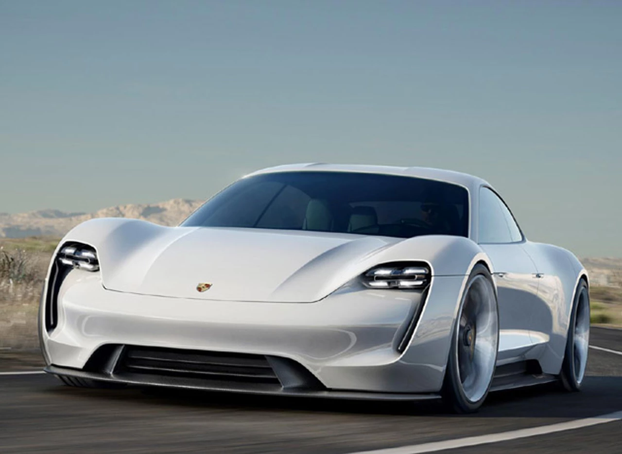 Porsche lanzará su primer auto totalmente eléctrico en 2019 y competirá con Tesla