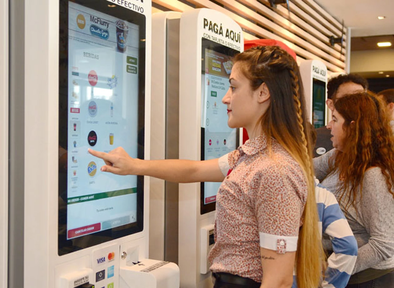 McDonald's renovó su local de Olivos, con el acento en la experiencia digital