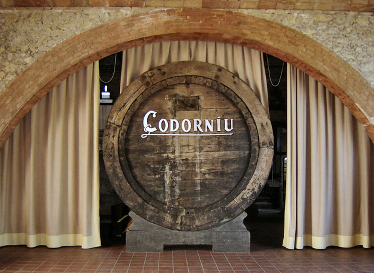 Codorní­u, la empresa familiar más antigua de España, también se va de Cataluña y se instala en La Rioja