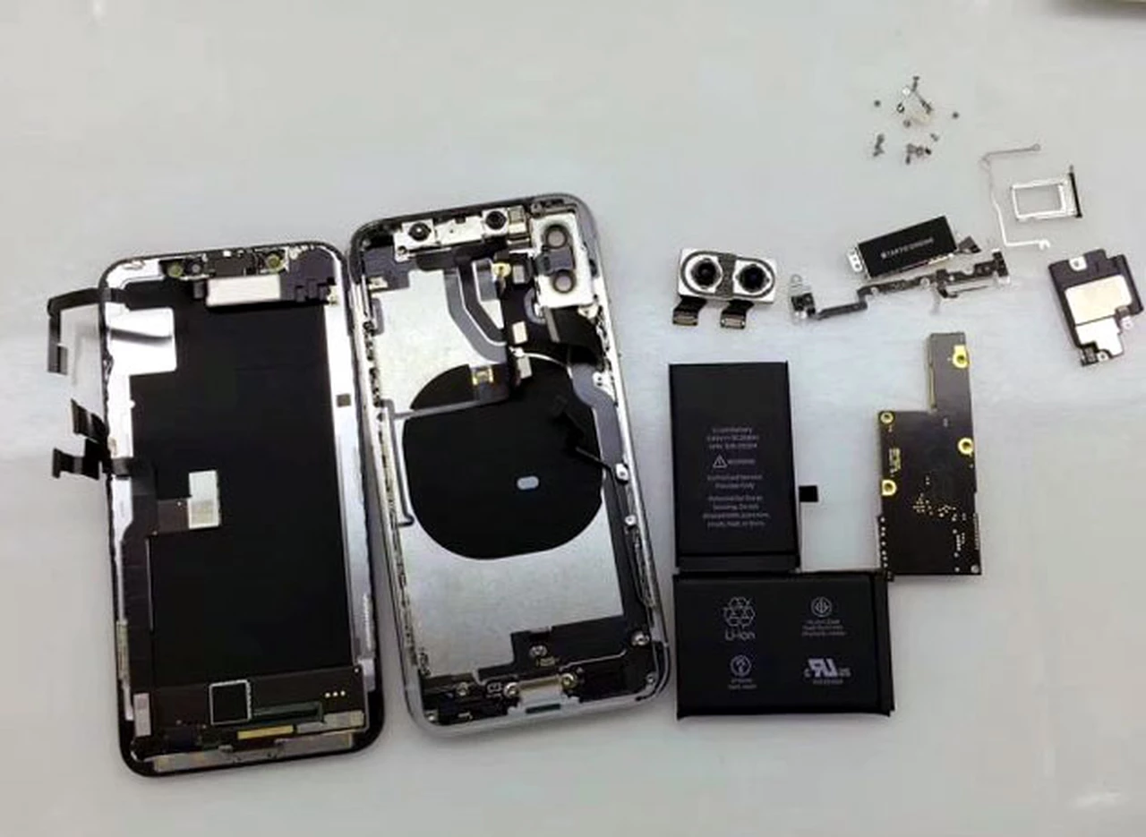 Video: el despiece del nuevo iPhone X revela que tiene dos baterí­as
