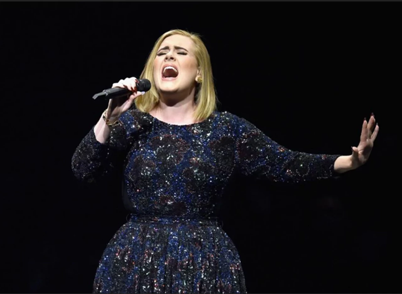 La impactante foto con la que Adele celebró su cumpleaños y fue un boom en las redes