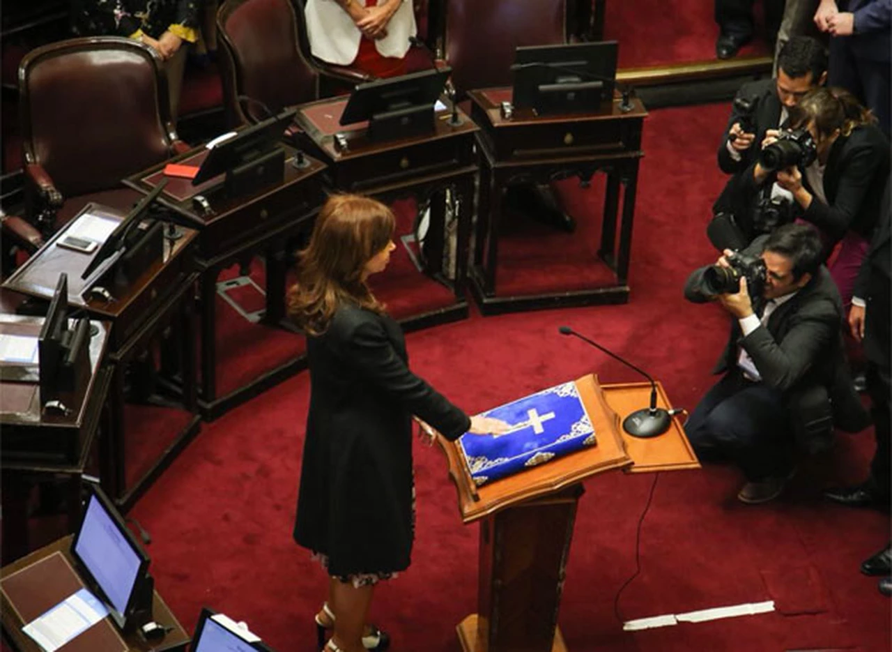 El regreso de Cristina, la reacción de Pichetto y la ausencia de una legisladora: así­ fue la jura de los 23 senadores electos