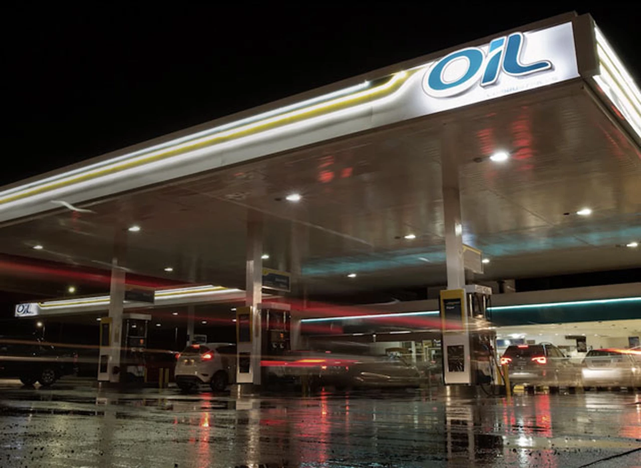 Advierten que Oil podrí­a no disponer de nafta para distribuir en sus estaciones